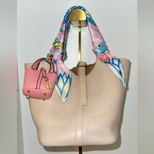 ~ SOLD ~ Vintage Hermes Leather Picotin 18